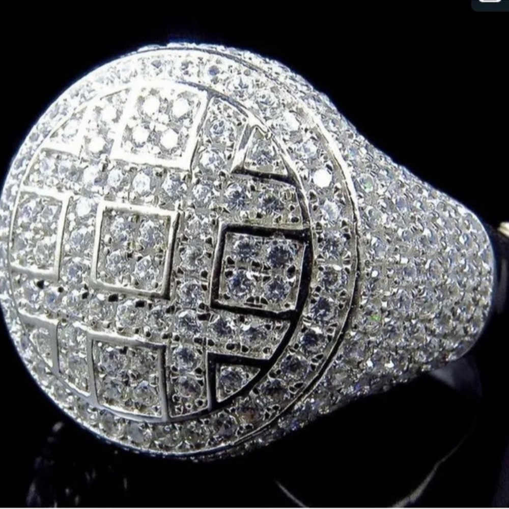 NWT Micro Pavé CZ Crystal Ring - Unisex - Picture 3 of 6